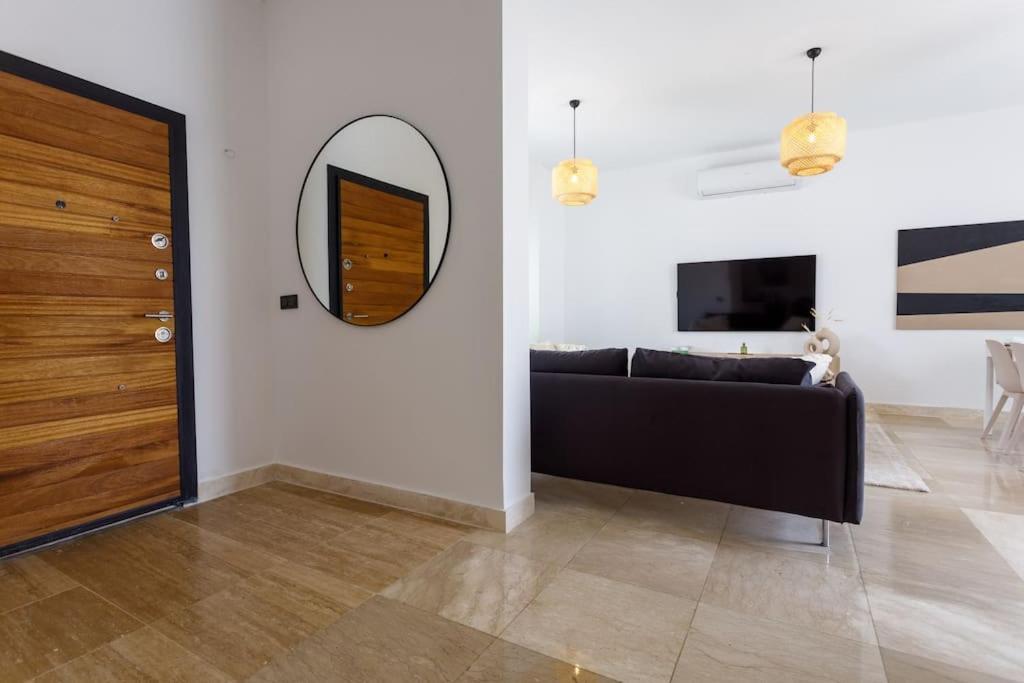 Luxury New With 4 Bedrooms And Private Pool Villa